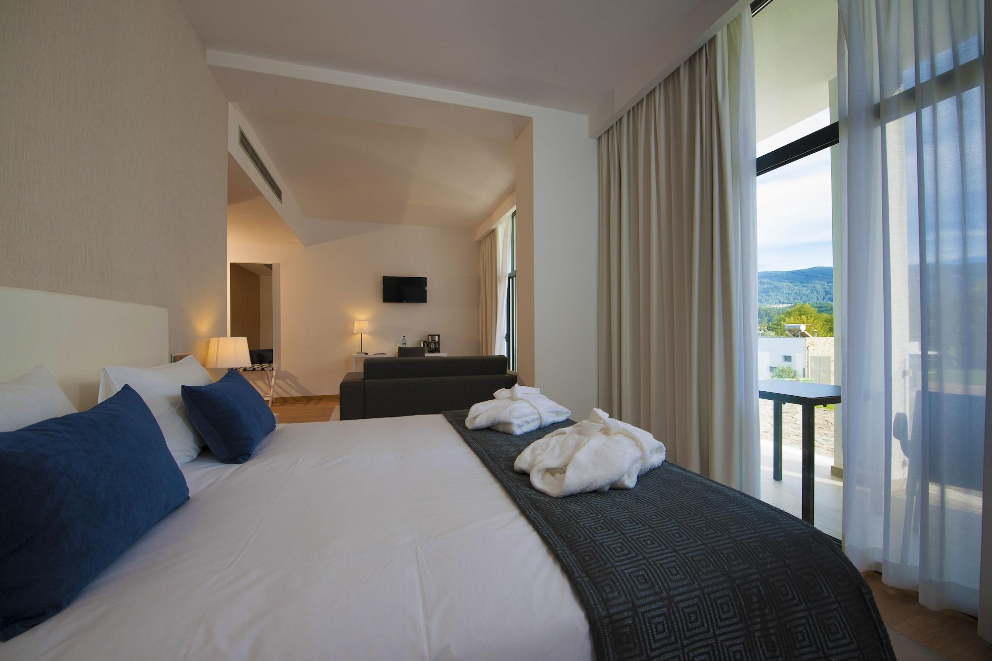 מירנדה דו קורבו Hotel Parque Serra Da Lousa מראה חיצוני תמונה